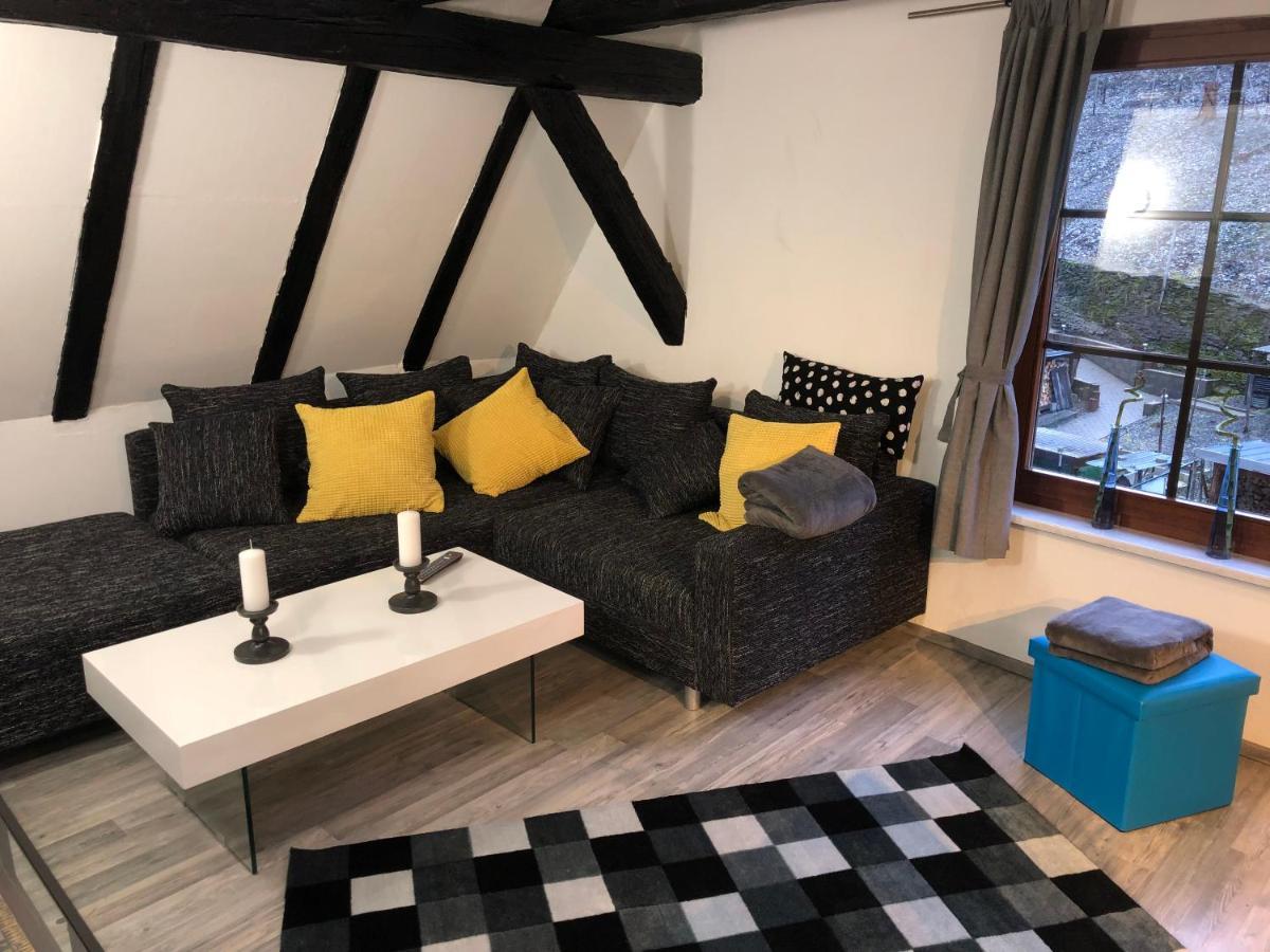 Schoene Ferienwohnung Altes Gebaelk Fachwerkhaus Bacharach Bagian luar foto