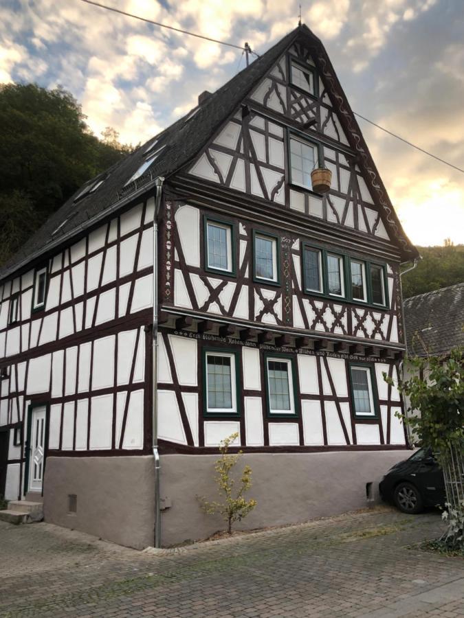 Schone Ferienwohnung Altes Gebalk Fachwerkhaus Bacharach Bagian luar foto